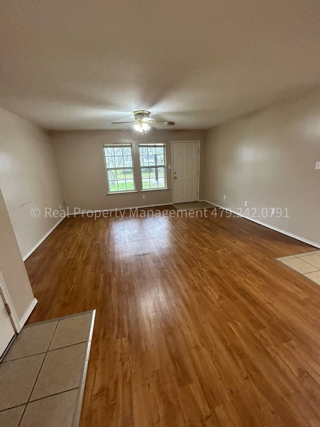 Photo - 1908 Cherrybark Dr