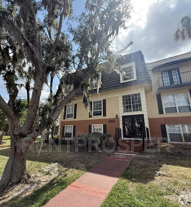 Building Photo - 4132 Versailles Dr Rental