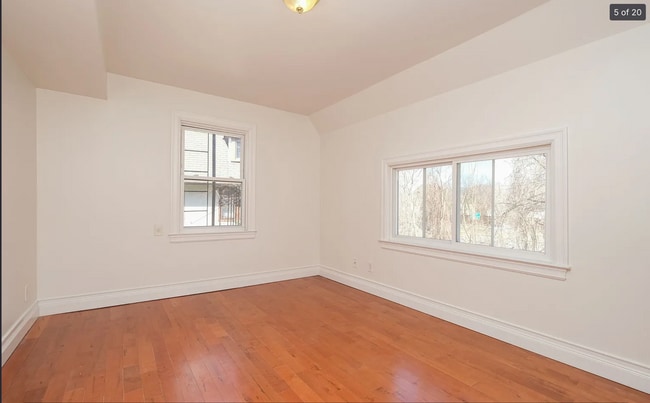 Photo - 821 Palmer Rd