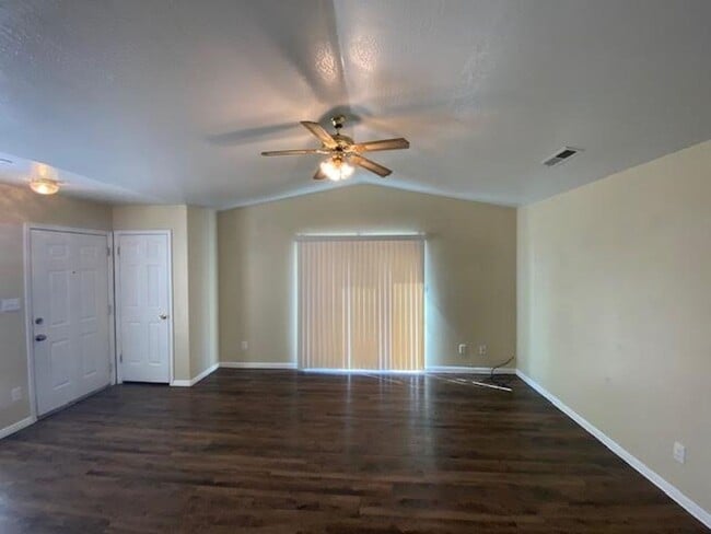 Photo - 3 bed, 2 bath Twin Home