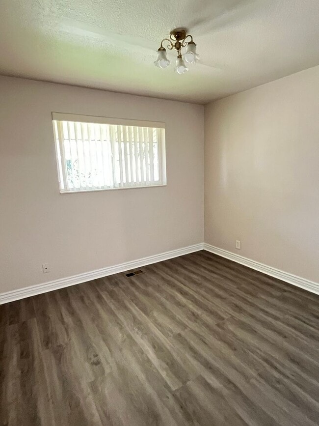 Photo - 4596 S 1300 E Unit 07