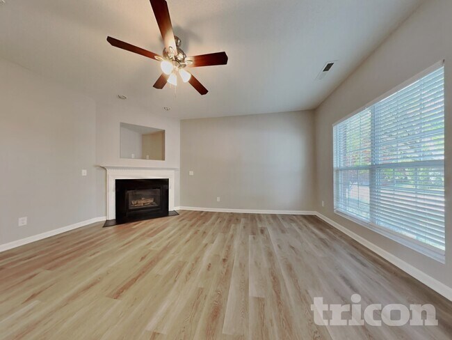 Photo - 1377 Still Point Ct