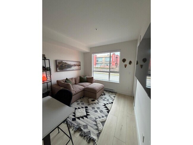 Photo - 30490 Cardinal Ave Unité 205