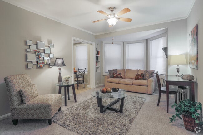 1 BR, 1 BA - Living Room