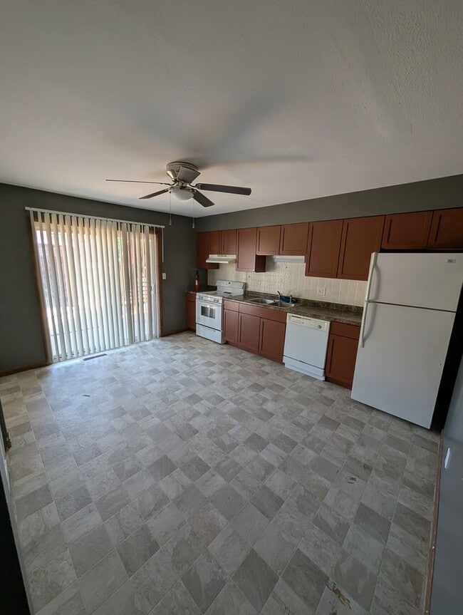 Photo - 2110 Lexington Dr Unit 1