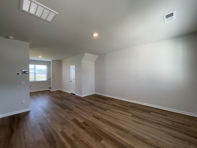 Photo - 306 Salvia St