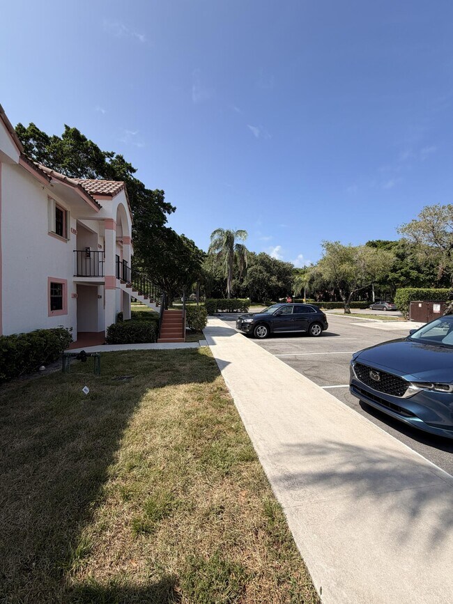 Photo - 301 Norwood Terrace Unit 128
