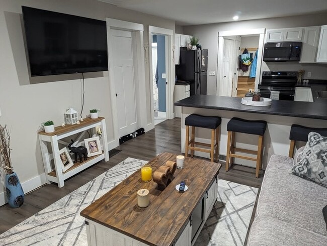 Photo - 115 Lower Welden St Unit 115