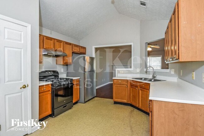 Photo - 830 James Ridge Dr