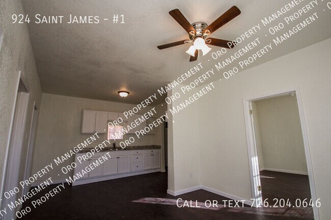 Photo - 924 St James St Unit #1