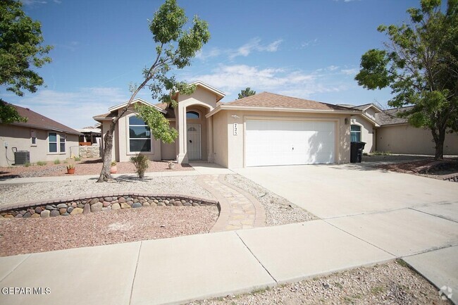 Building Photo - 725 Desert Ash Dr Rental