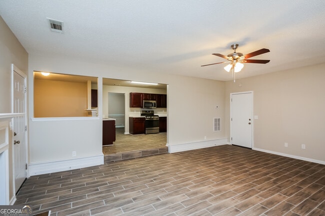 Photo - 5875 Sunflower Ct