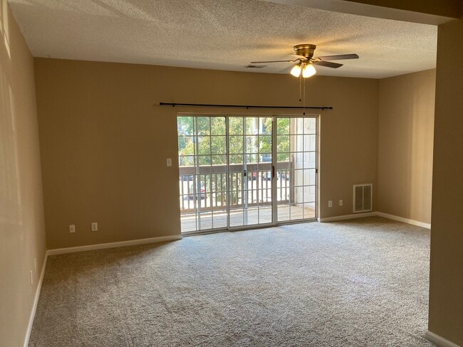 Photo - 141 Wexford Dr Unit 202