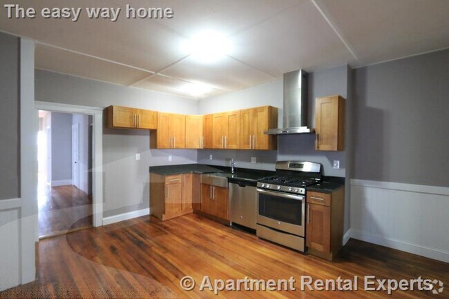 Building Photo - 173 Rindge Ave Unit #2R Rental