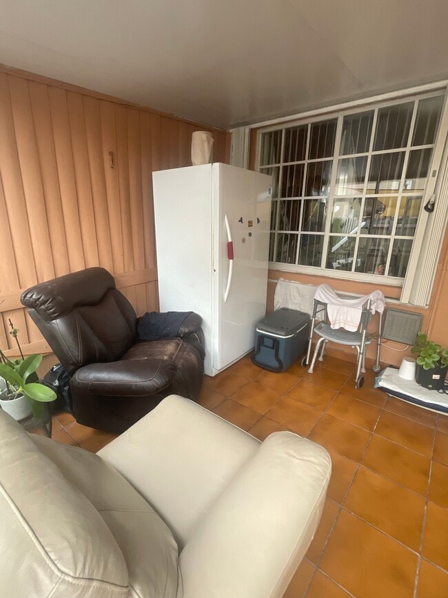 Photo - 4150 W 10th Ln Unidad Mango Hill