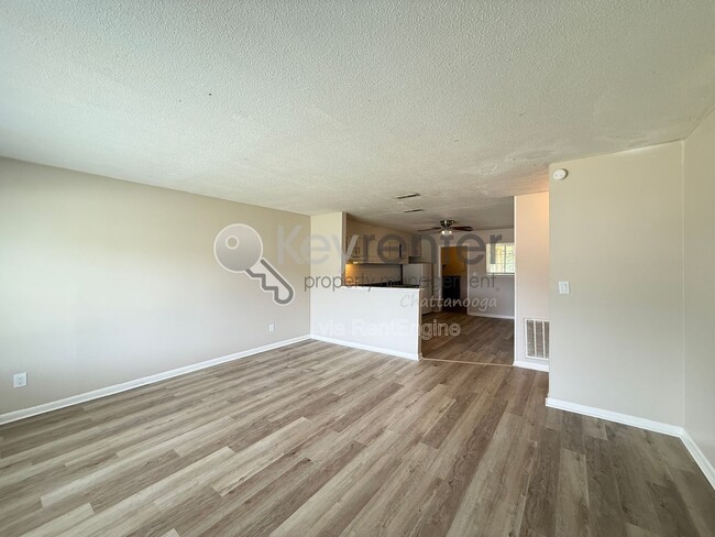 Photo - 3973 Teakwood Dr