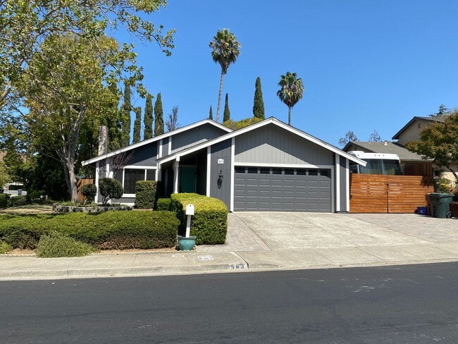 Remodeled Modern Single Story, Benicia - Remodeled Modern Single Story, Benicia