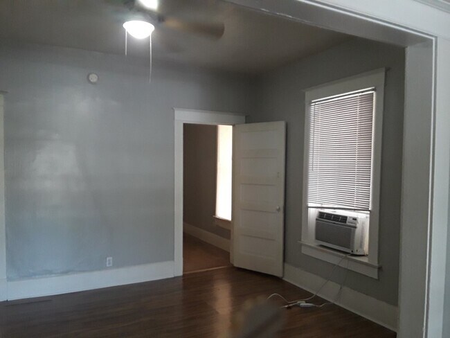 135 S 700 E Unit 1