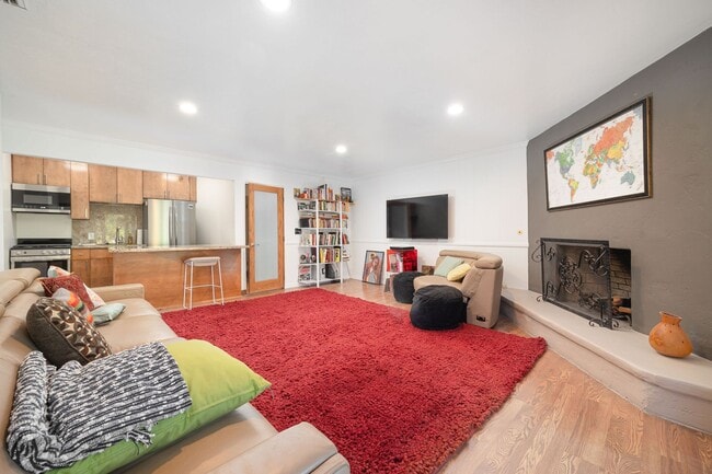 Photo - Rarely available gem now available in Bankers Hill - 1bed/1bath!