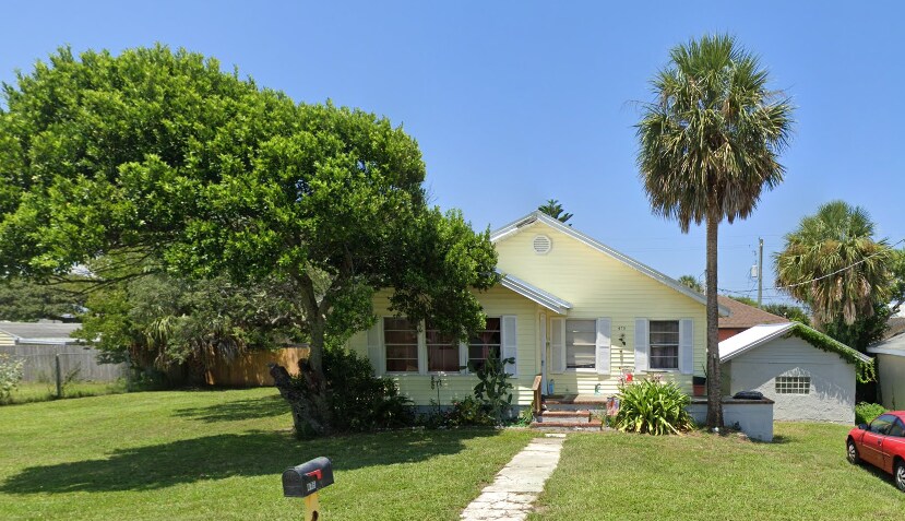 Photo - 475 Phoenix Ave