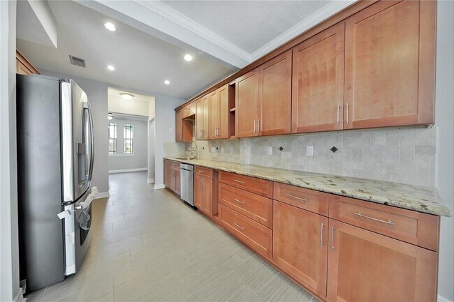 Photo - 652 N Eldridge Pkwy