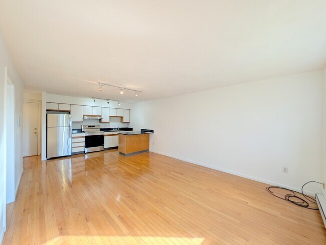 Photo - 10 Roberts St Unit 35