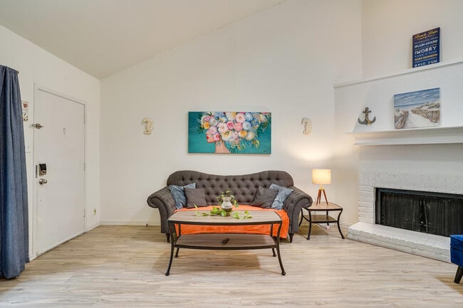 Photo - 6648 E Lovers Ln Unit ID1385662P