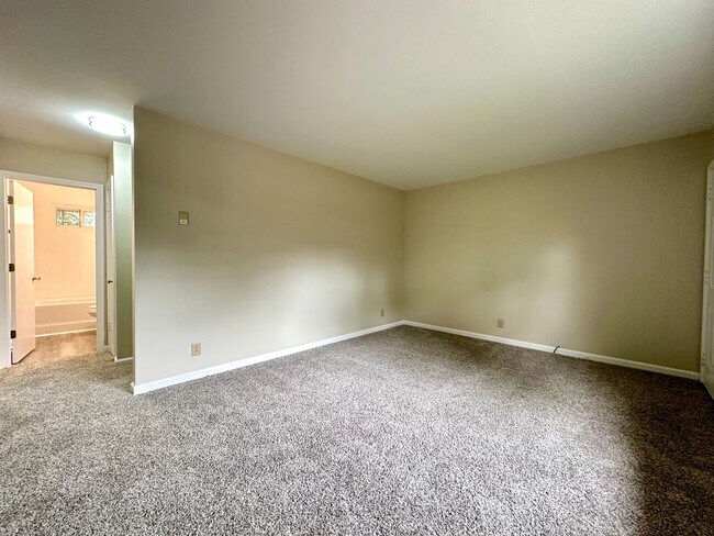 Photo - 1906 Batts Ln Unit A