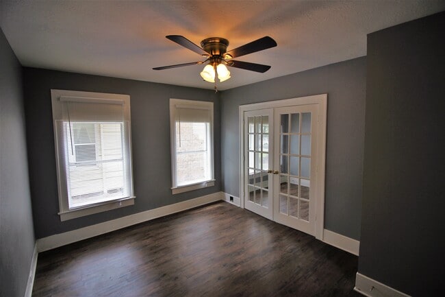 Photo - 4405 Woodside St Unit 2