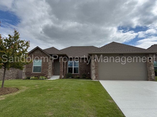 Building Photo - For Lease | Bixby | Available Now!