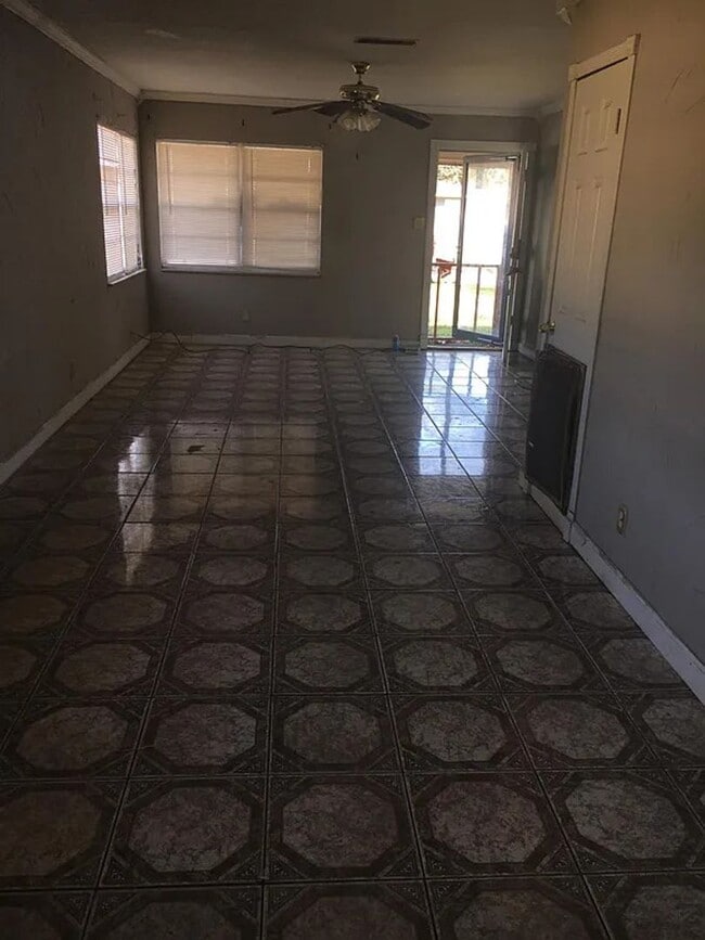 Photo - 3725 W Lynwood Dr