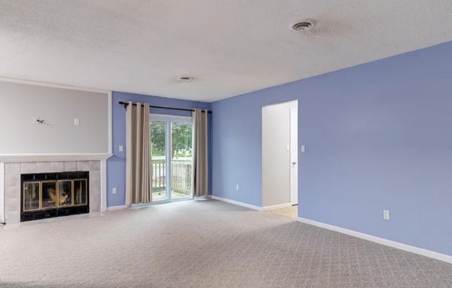 Photo - 504 Greenwich Dr