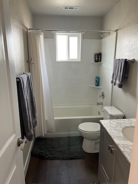 Twin Cedar Apartments -Furnished / Short Term