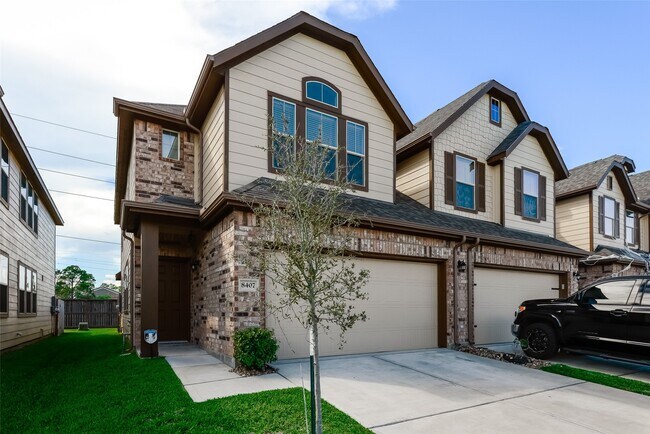 Building Photo - 8407 Hawthorn Vly Ln