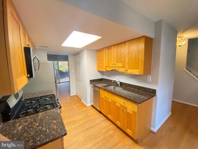 Photo - 9244 Sprucewood Rd