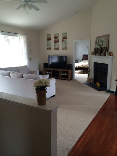 Photo - 77 Goldenrod Rd