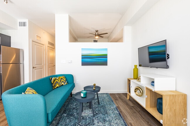 Studio - 583SF
