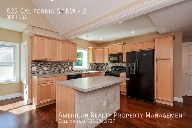 Photo - 822 California St NW Unit 2