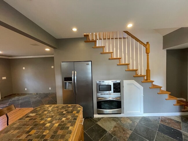 Photo - Nice Spacious 3 bd / 3 full bath and 2 hal...