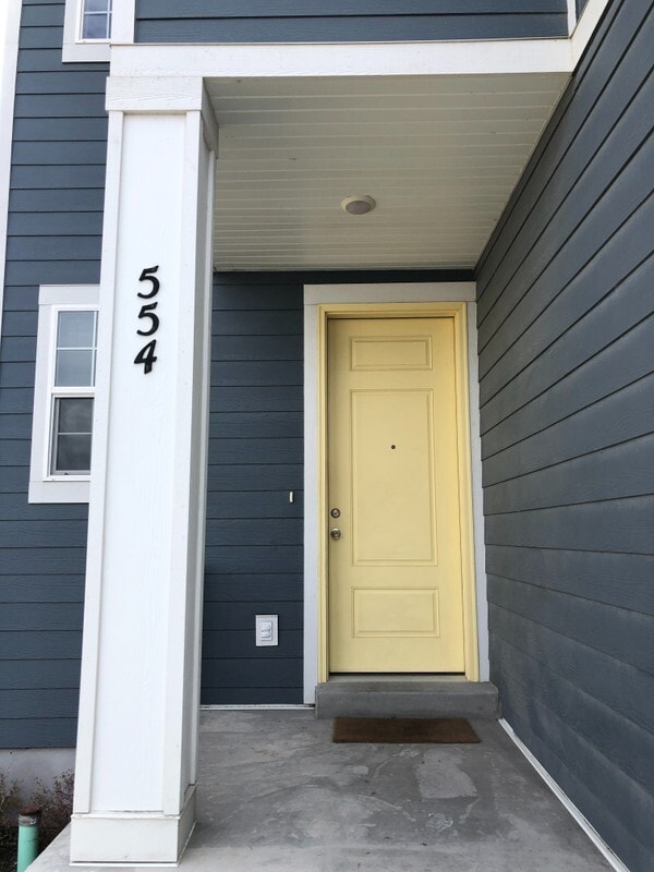 Photo - 554 N 60 W St