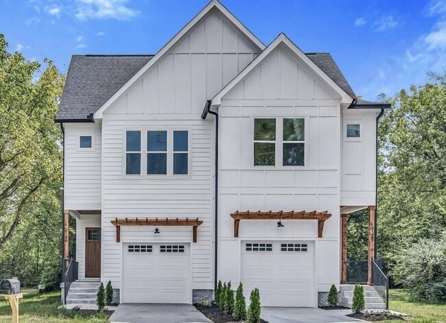 Building Photo - 212 Jennings Ave Unit A