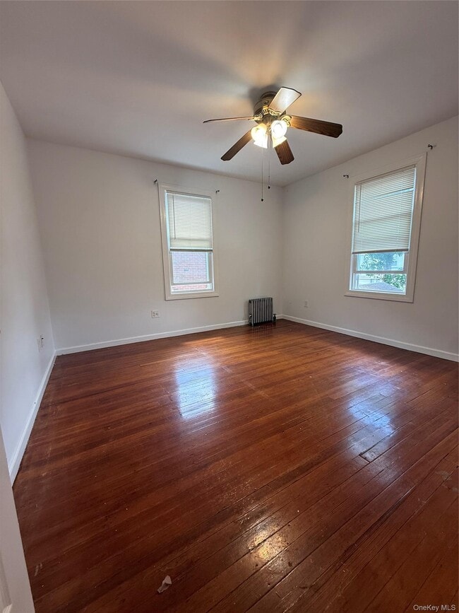 Photo - 137-46 Bedell St