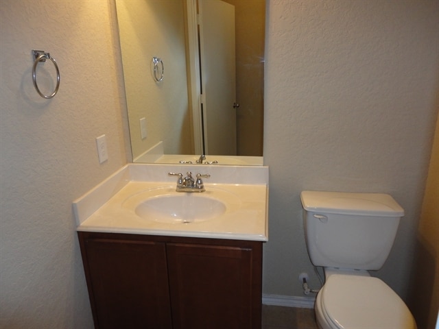 Photo - 9811 Rainbow Crk