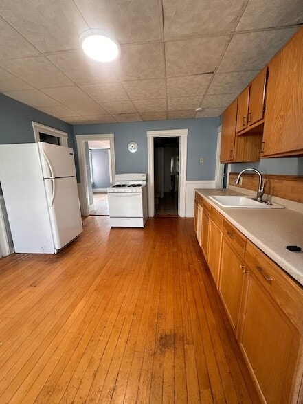 Photo - 144 Elm St Unit 3