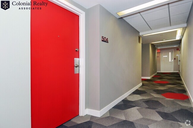 Building Photo - 25 Webster Ave Rental
