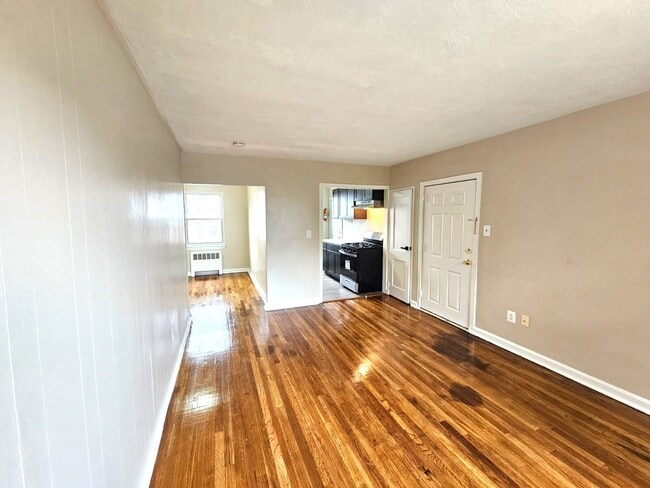 Photo - 1001 S Main St Unit 106