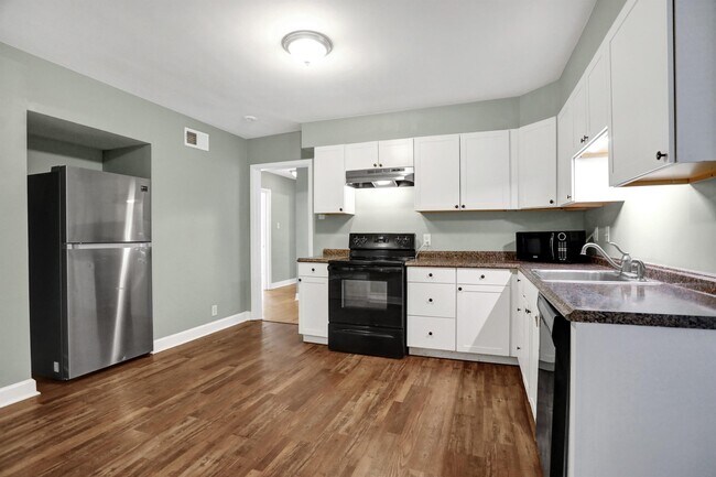 Photo - 1118 S Perkins Rd