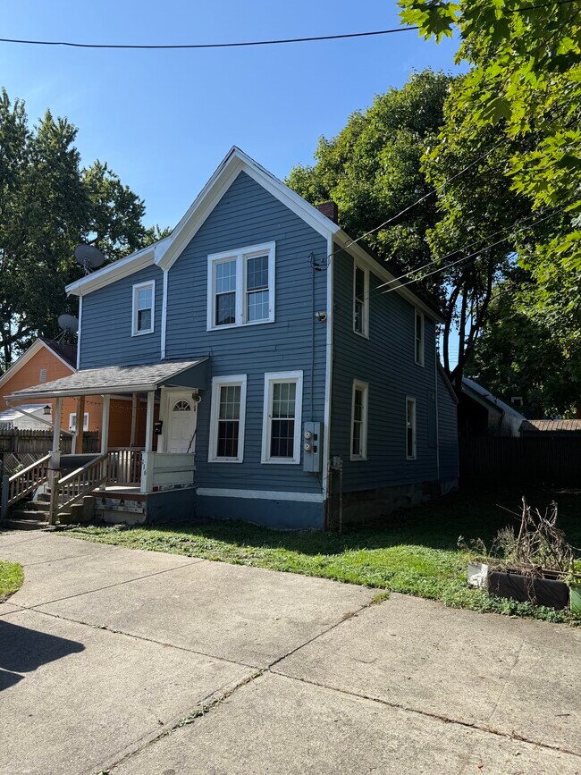 Photo - 116 17th St Unit Rear 2