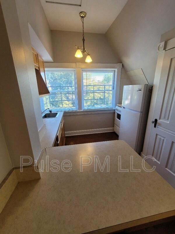 Photo - 634 Greenup St