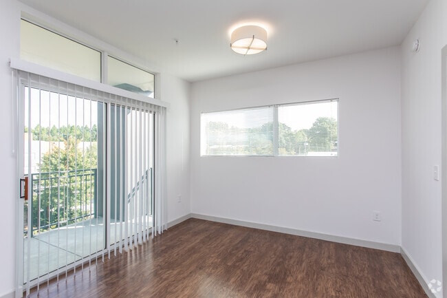 2BR, 2BA - 1288SF